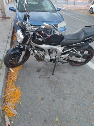 Yamaha FZ6 Fazer 600 Naked Negra