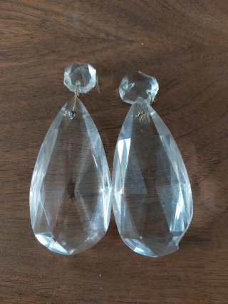2 lágrimas cristal facetado lámpara araña