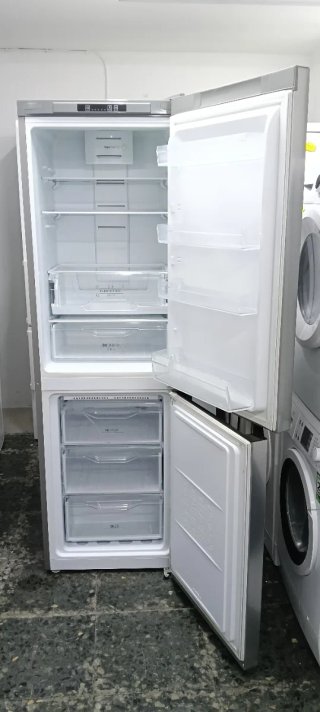 Nevera Indesit plateada 190 x 60