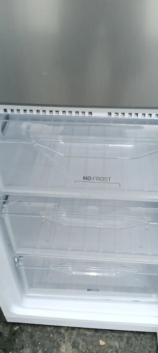 Nevera Indesit plateada 190 x 60