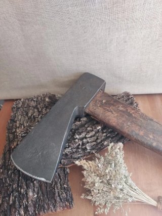 Hacha robusta