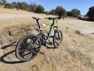 Bicicleta Enduro Giant REIGN talla L