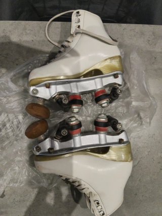 Patines de patinaje artístico blancos
