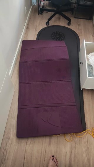 Esterilla de deporte morada