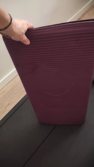 Esterilla de deporte morada