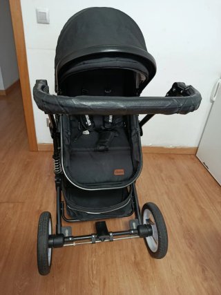 Capazo y silla de paseo bebé negra