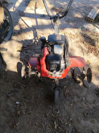 Motoazada motocultor honda GC135