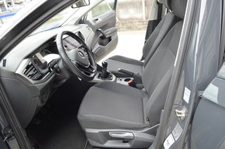Volkswagen Polo+Navegacion+Clima Bizona+Carplay