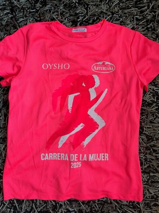 Camiseta Carrera Mujer OYSHO  Tengo varias tallas