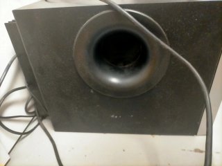 Altavoces Logitech 2.1 Plata y Negro