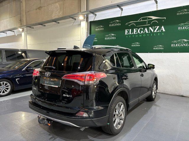 TOYOTA RAV4 2017 ÚNICO PROPIETARIO BOLA DE REMOLQU