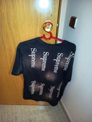 Camiseta Supreme Nueva York Negra
