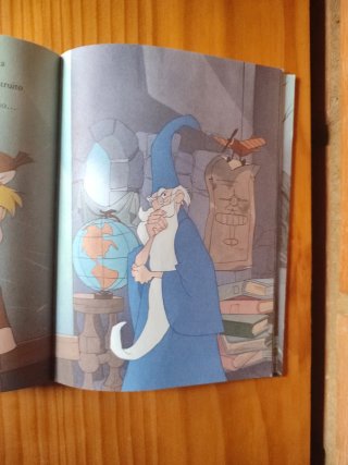 La spada nella roccia. Cuento Disney.