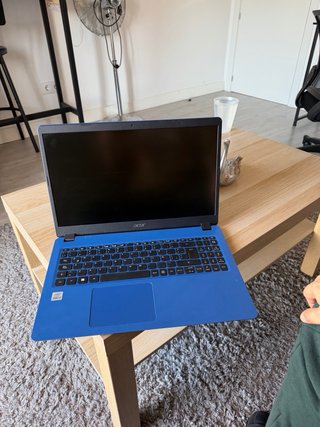 Portátil Acer Core i3 Azul Como nuevo