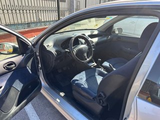 Peugeot 206 2001
