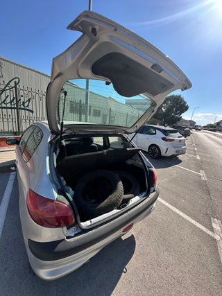 Peugeot 206 2001