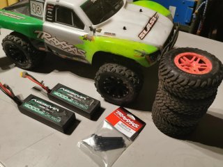 Traxxas Slash VXL 4x4 3S Monster Truck