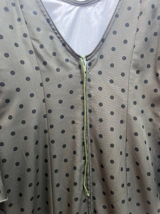 Traje de flamenca verde con lunares
