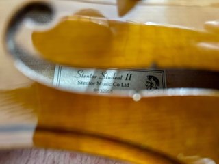 Violín Stentor SR1500 4/4 con accesorios