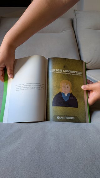 Juego de tronos: Un libro afilado como el acero...