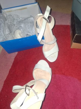 Sandalias Camillas Piel Blancas Talla 37