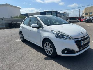 Peugeot 208 2016