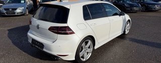 Volkswagen Golf R300