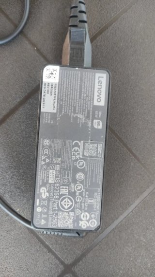 Portátil Lenovo ThinkBook 14g6 i3