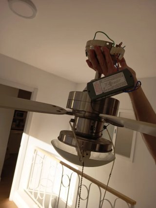 Ventilador Faro de techo con luz