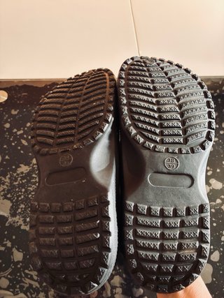 Zuecos Crocs Hombre Negros