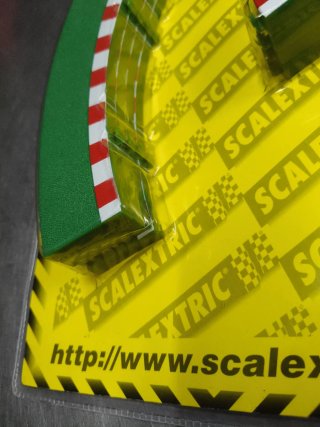 Scalextric R1 Curva Interior Borde Pianos
