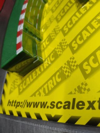 Scalextric R1 Curva Interior Borde Pianos
