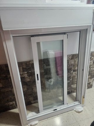 Ventana de aluminio corredera CLIMALIT