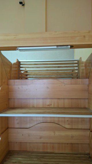 Expositor de madera