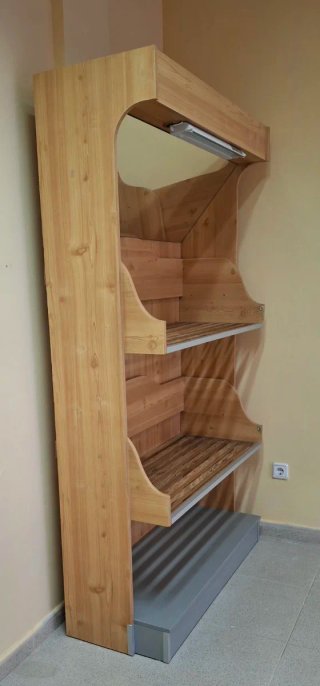 Expositor de madera