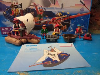 Barco Pirata Playmobil 5810 + Balsa
