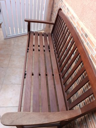 Banco de madera exterior