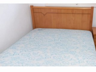 Base cama tapizada madera 105 cm y colchón 105 cm