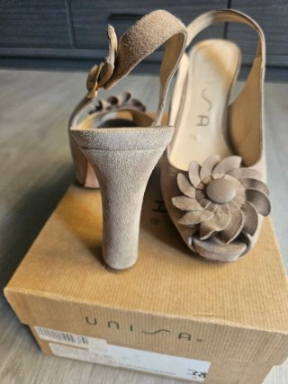 Zapatos Unisa Beige Talla 38