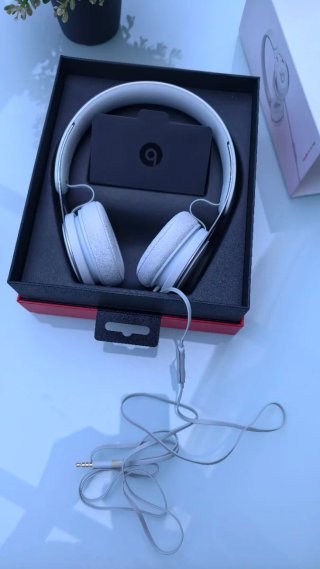 Auricolari Beats EP Bianchi e Argento