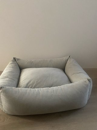 Cama para perro beige zara home