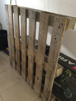 Palet de madera 1m x 1m