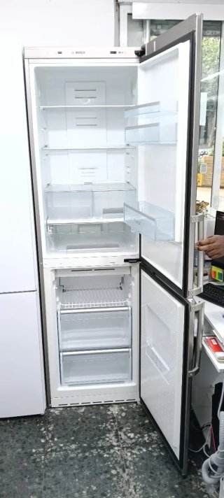 NEVERA COMBI BOSCH NO FROST ENERGÍA A+