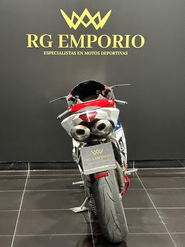 DUCATI 848 SBK DESDE 192€/MES