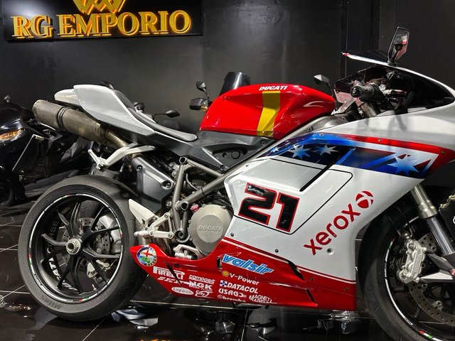 DUCATI 848 SBK DESDE 192€/MES
