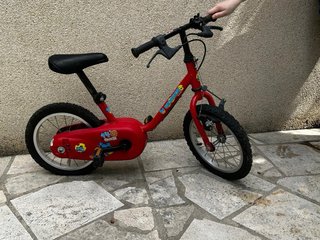 Bicicleta infantil roja Decathlon 14