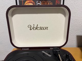 Tocadiscos Voksun estilo retro