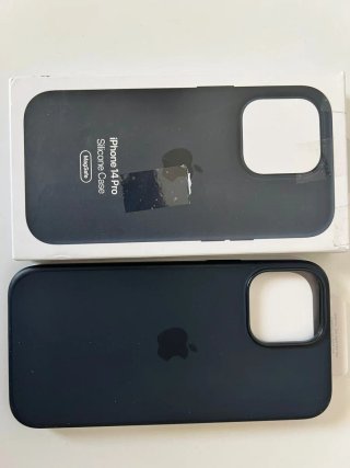 Custodia in silicone MagSafe per iPhone 16 Pro Max nero