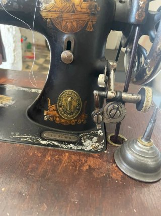 Máquina de coser Singer antigua