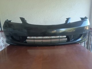 Paragolpes Delantero Honda Civic sedan 2004-2005.